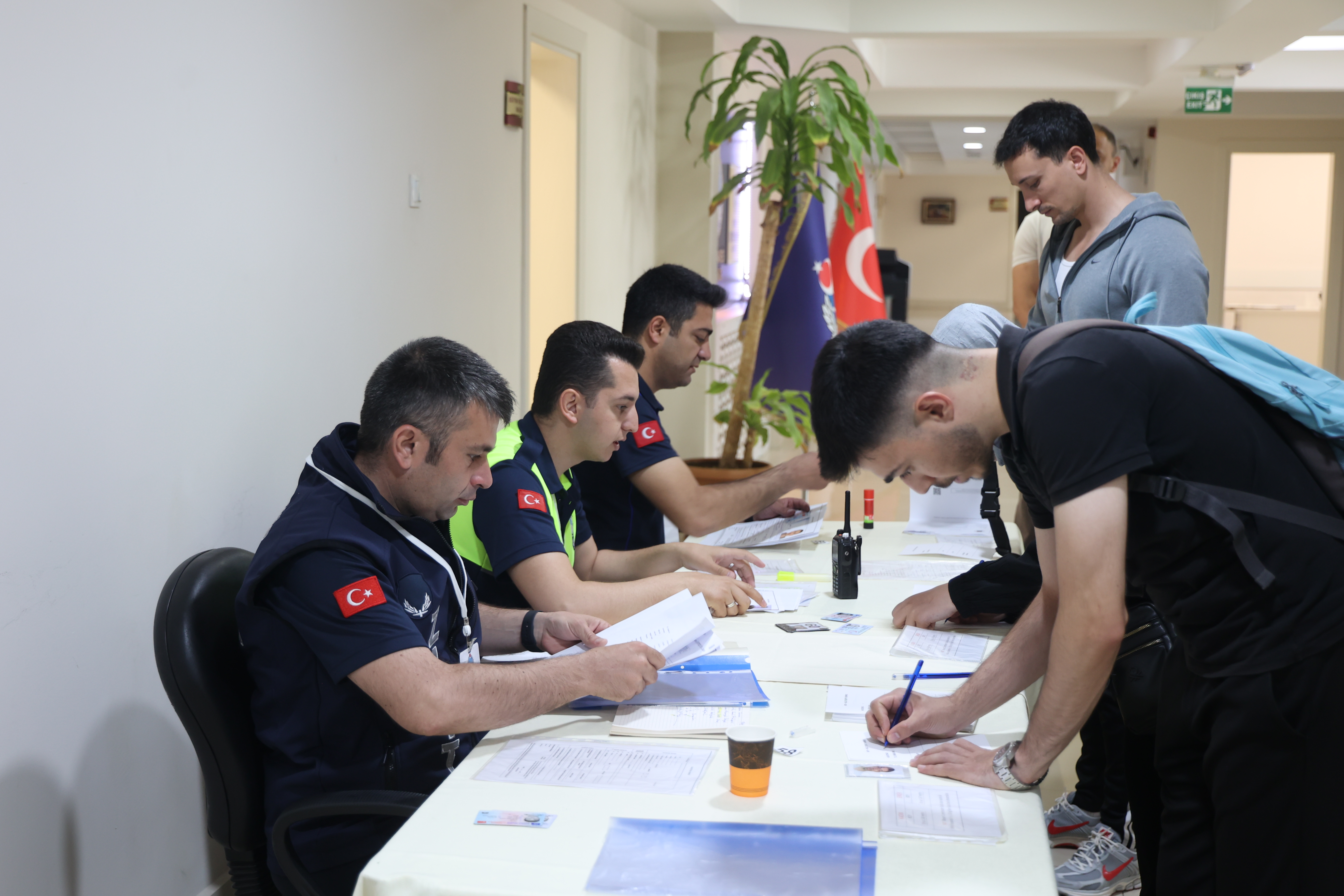 KONYA BÜYÜKŞEHİR’DE ZABITA MEMURU ALIMI İÇİN BAŞVURULAR DEVAM EDİYOR