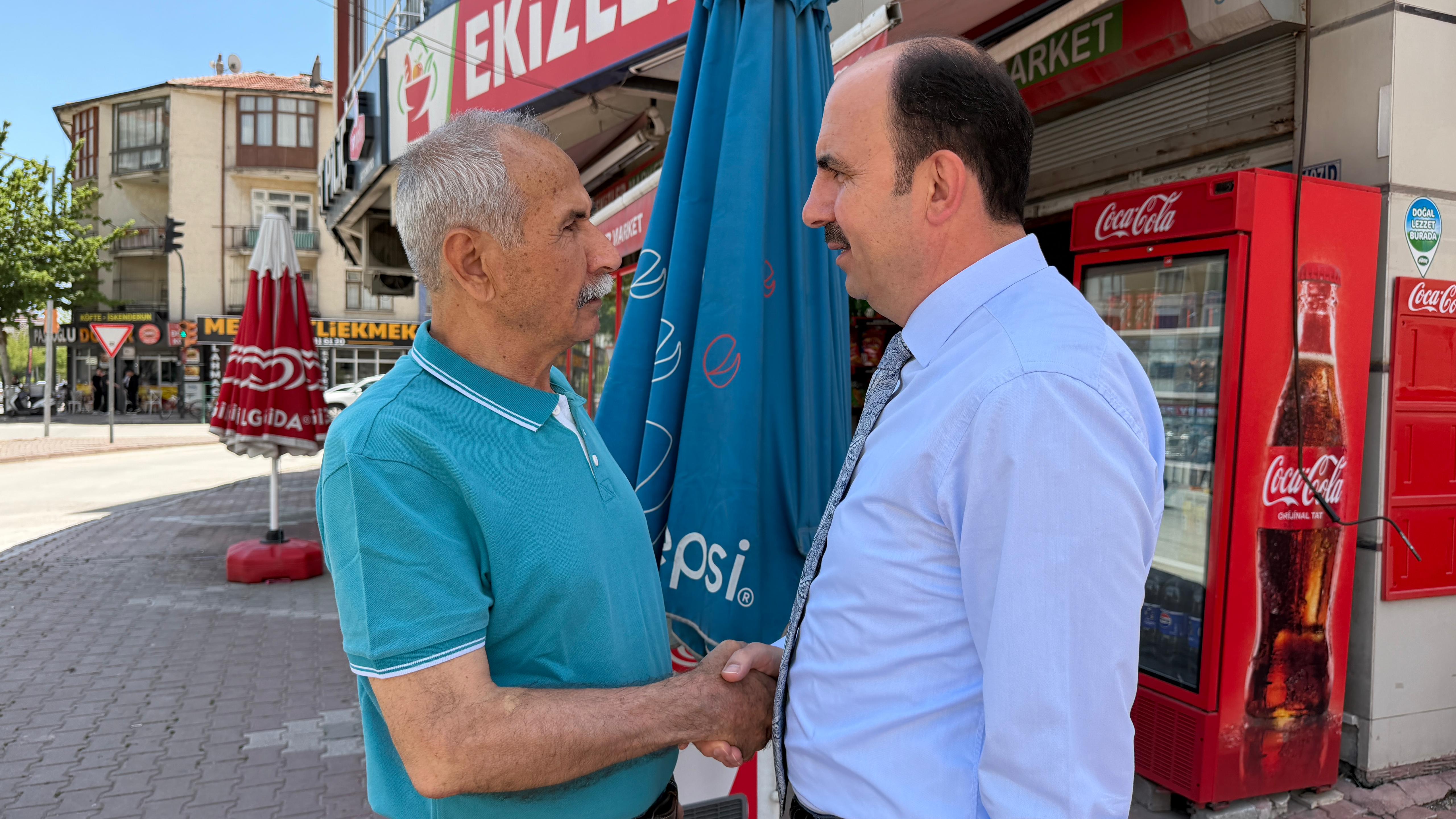 BAŞKAN ALTAY KARKENT PAZARI’NDA KONYALILARLA BULUŞTU