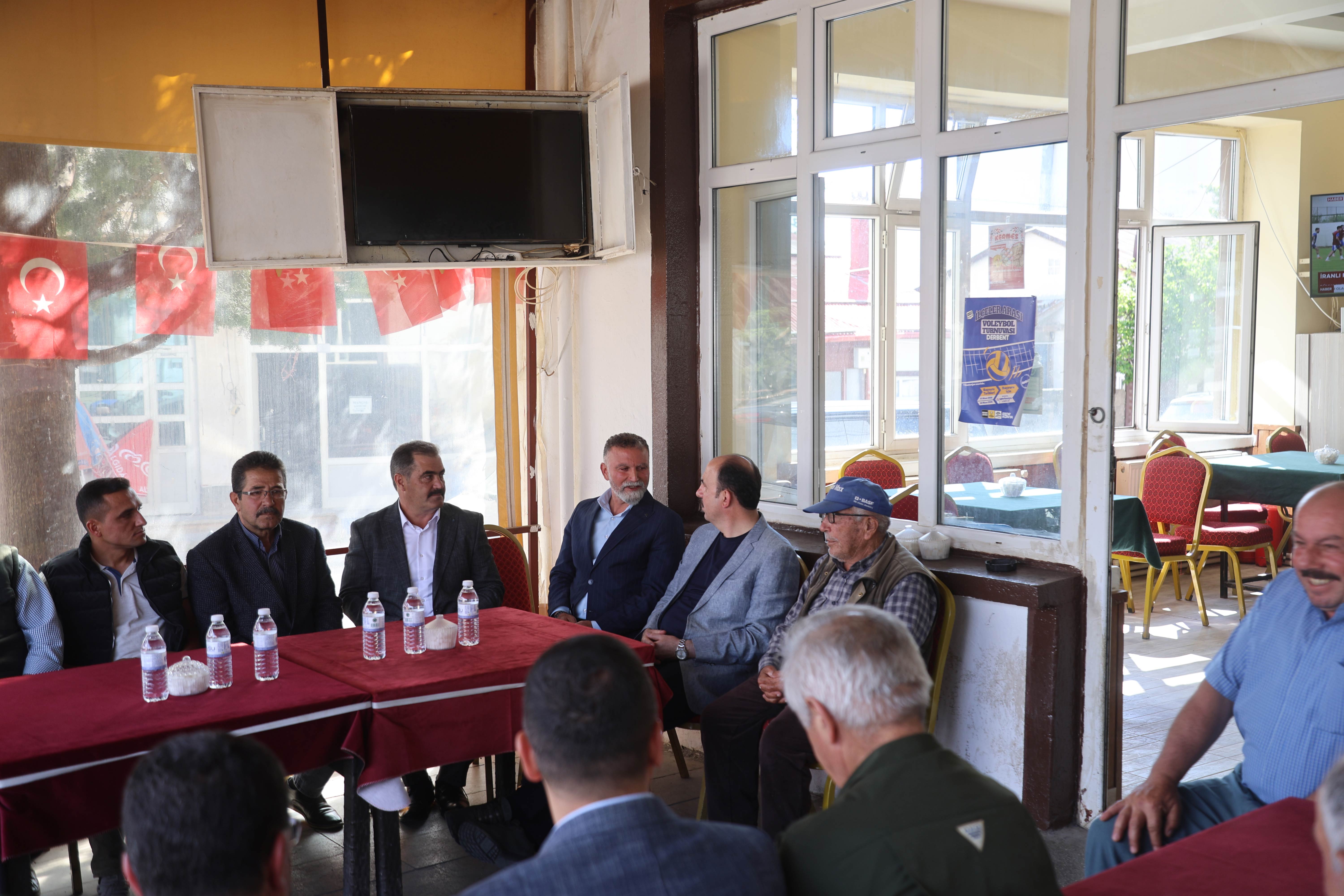 BAŞKAN ALTAY HÜYÜK VE DERBENT’TE ESNAFLA, VATANDAŞLA VE GENÇLERLE BULUŞTU