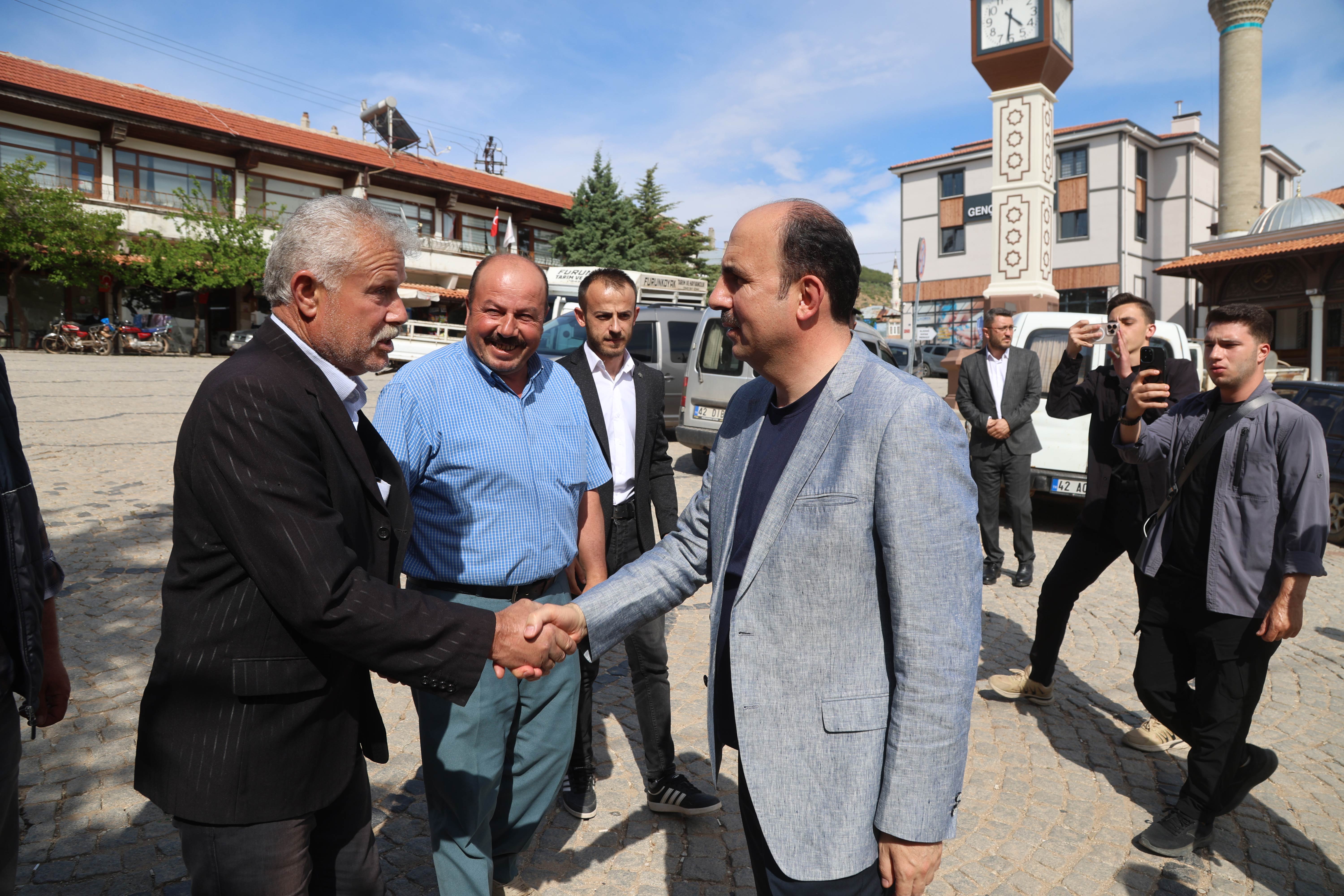 BAŞKAN ALTAY HÜYÜK VE DERBENT’TE ESNAFLA, VATANDAŞLA VE GENÇLERLE BULUŞTU