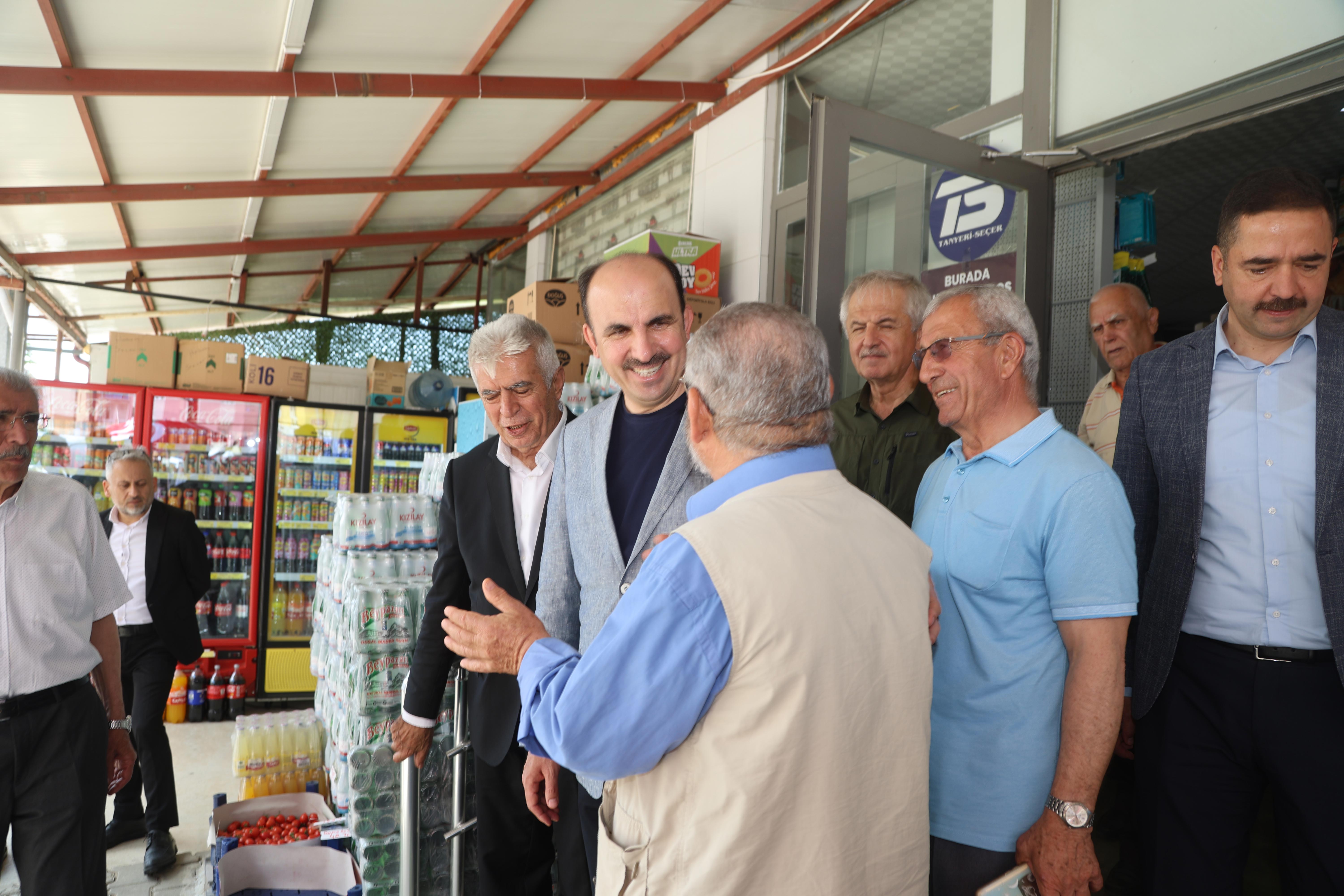 BAŞKAN ALTAY HÜYÜK VE DERBENT’TE ESNAFLA, VATANDAŞLA VE GENÇLERLE BULUŞTU