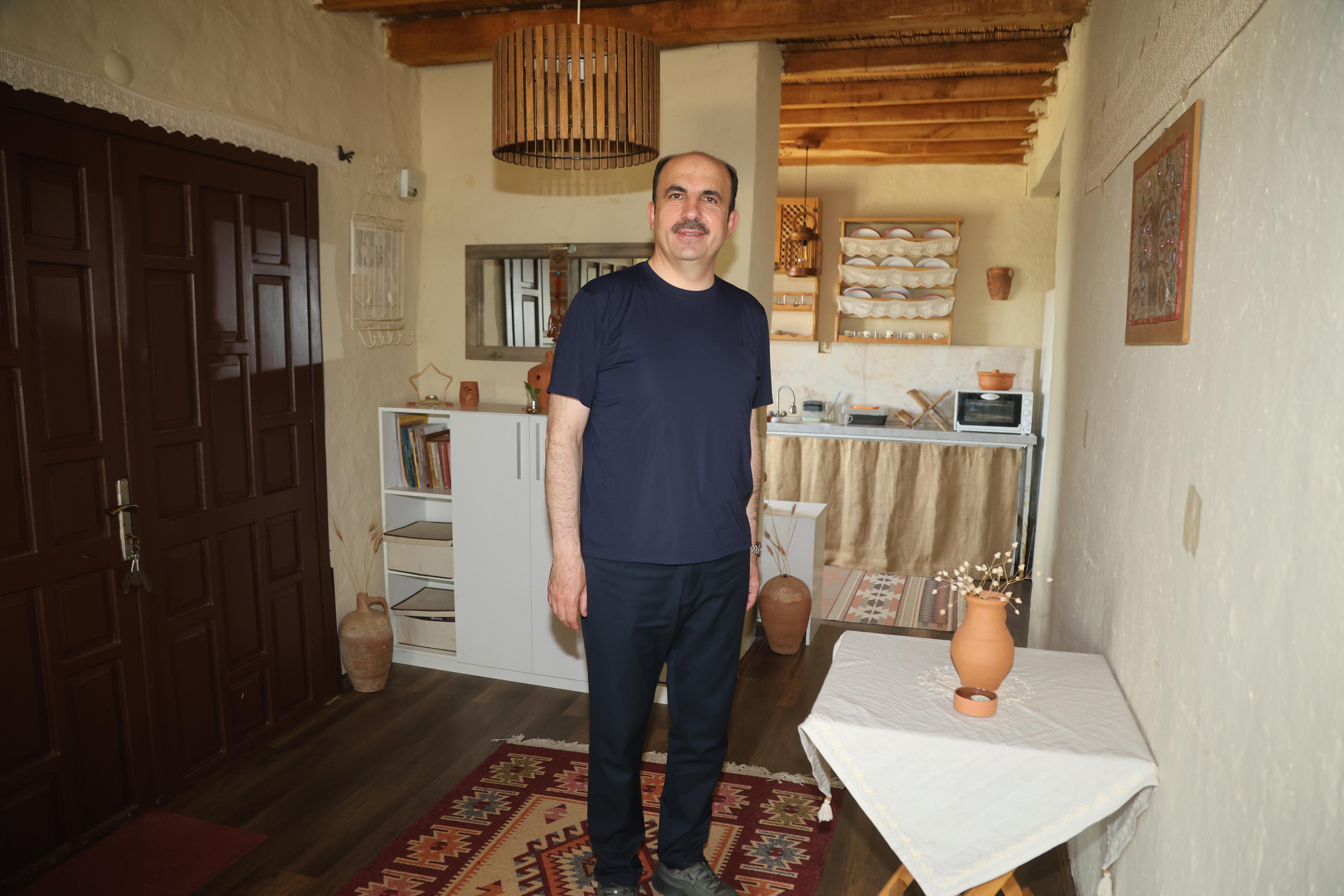 BAŞKAN ALTAY HÜYÜK VE DERBENT’TE ESNAFLA, VATANDAŞLA VE GENÇLERLE BULUŞTU