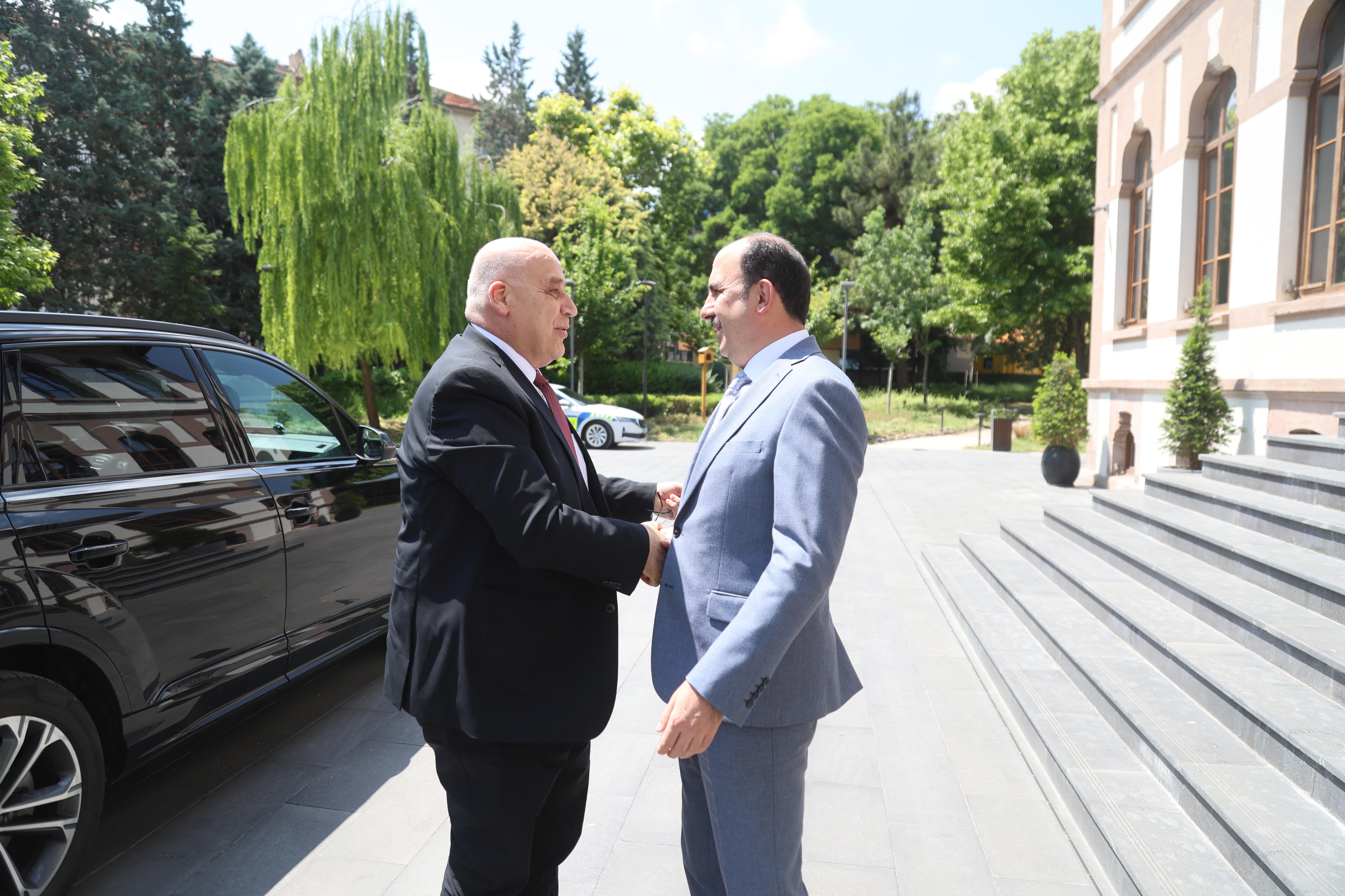 FİLİSTİN’İN ANKARA BÜYÜKELÇİSİ EBU CEYŞ BAŞKAN ALTAY’I ZİYARET ETTİ