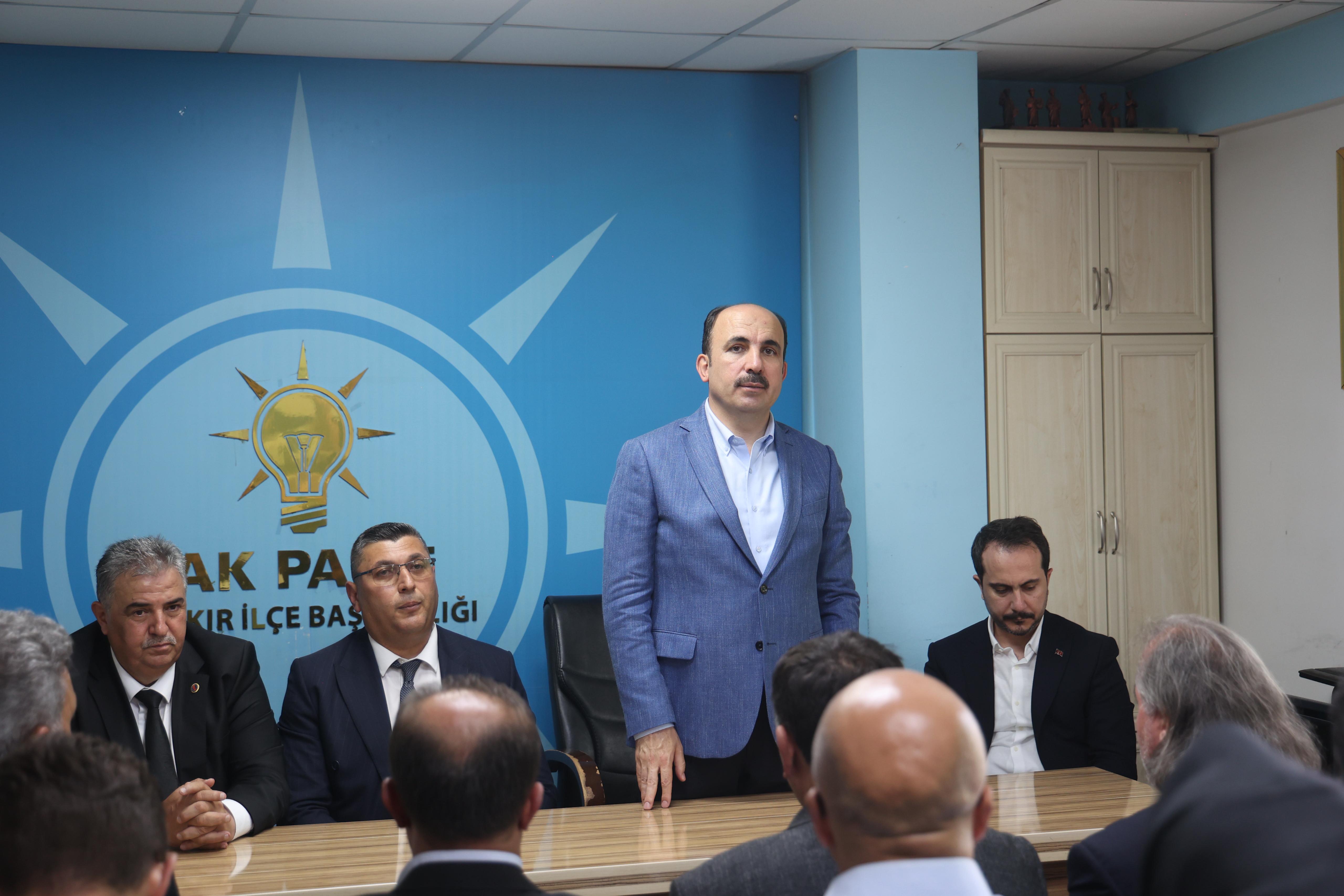 BAŞKAN ALTAY GÜNEYSINIR VE BOZKIR’DA VATANDAŞLARLA BULUŞTU, BOZKIR GRUP SUYU PROJESİ’NİN AÇILIŞI YAPTI