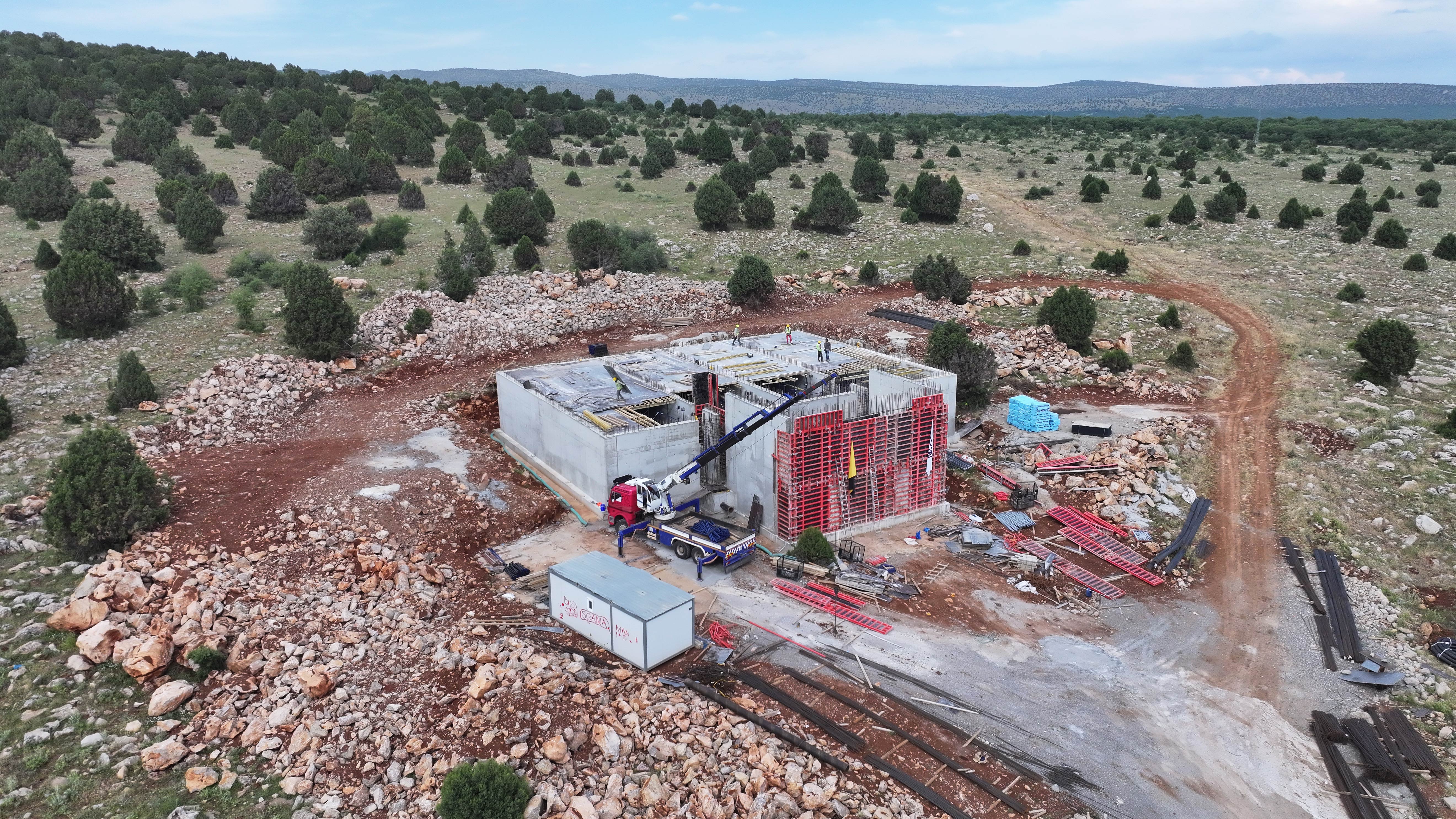 BAŞKAN ALTAY, AHIRLI VE YALIHÜYÜK’E KESİNTİSİZ İÇME SUYU SAĞLAYACAK 290 MİLYON LİRALIK PROJEYİ BAŞLATTI