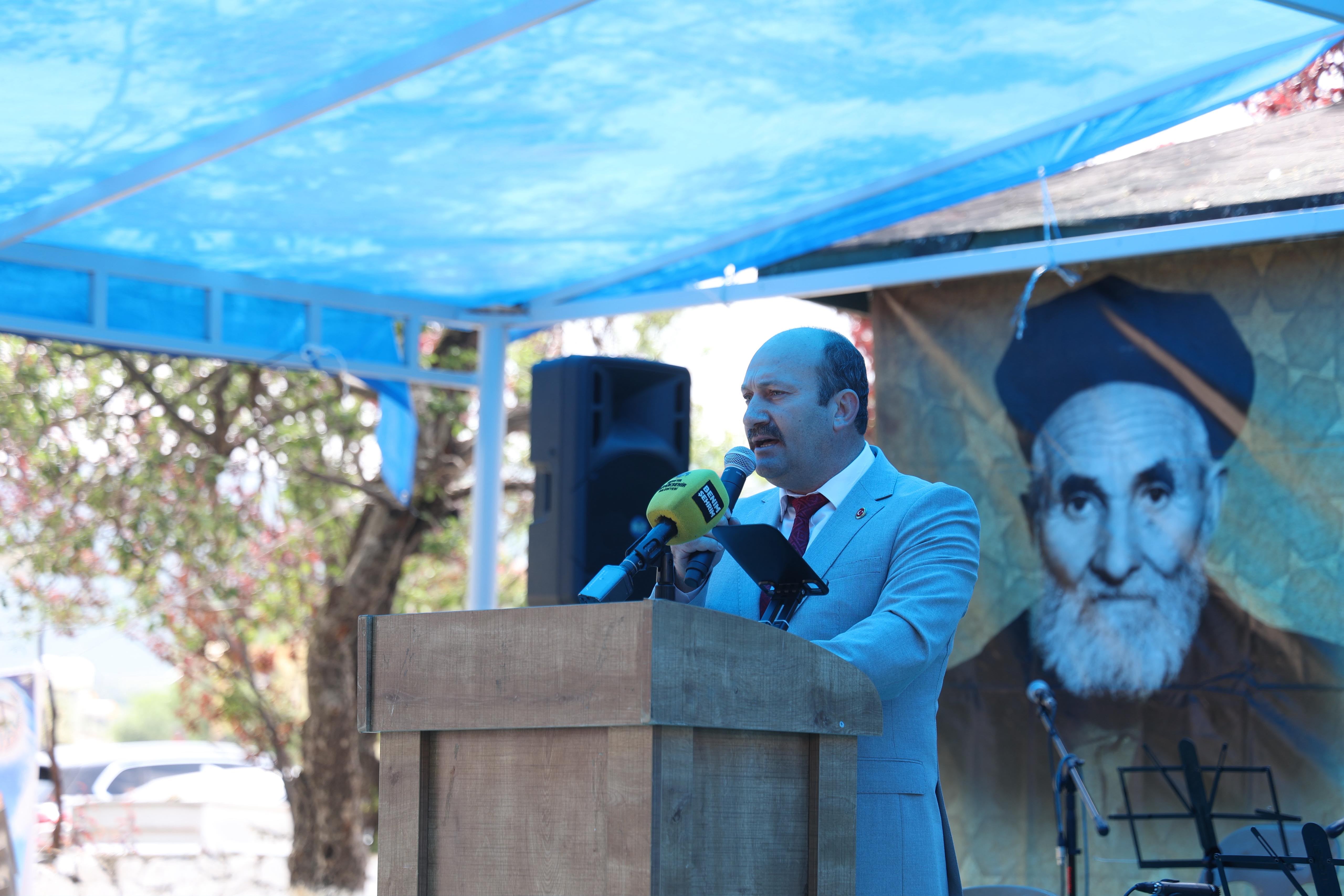 KONYA’NIN MANEVİ ÖNDERLERİNDEN LADİKLİ AHMET HÜDAİ VEFATININ 57. YIL DÖNÜMÜNDE ANILDI