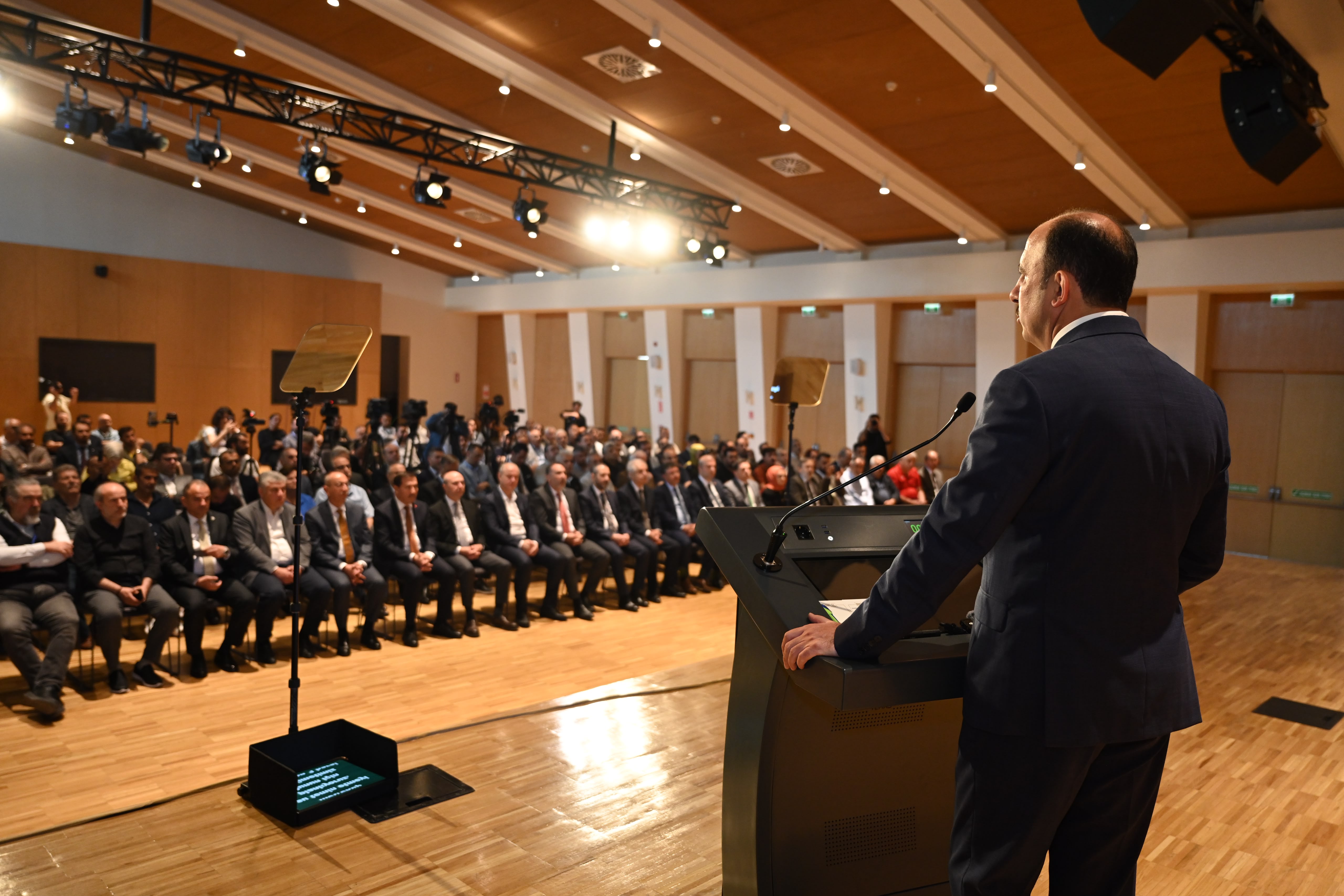 BAŞKAN ALTAY: “YER ÜSTÜNDE HAYATA GEÇİRDİĞİMİZ BÜYÜK ESERLER GİBİ YERİN ALTINA DA KONYA MODELİ BELEDİYECİLİK MÜHRÜNÜ VURUYORUZ”