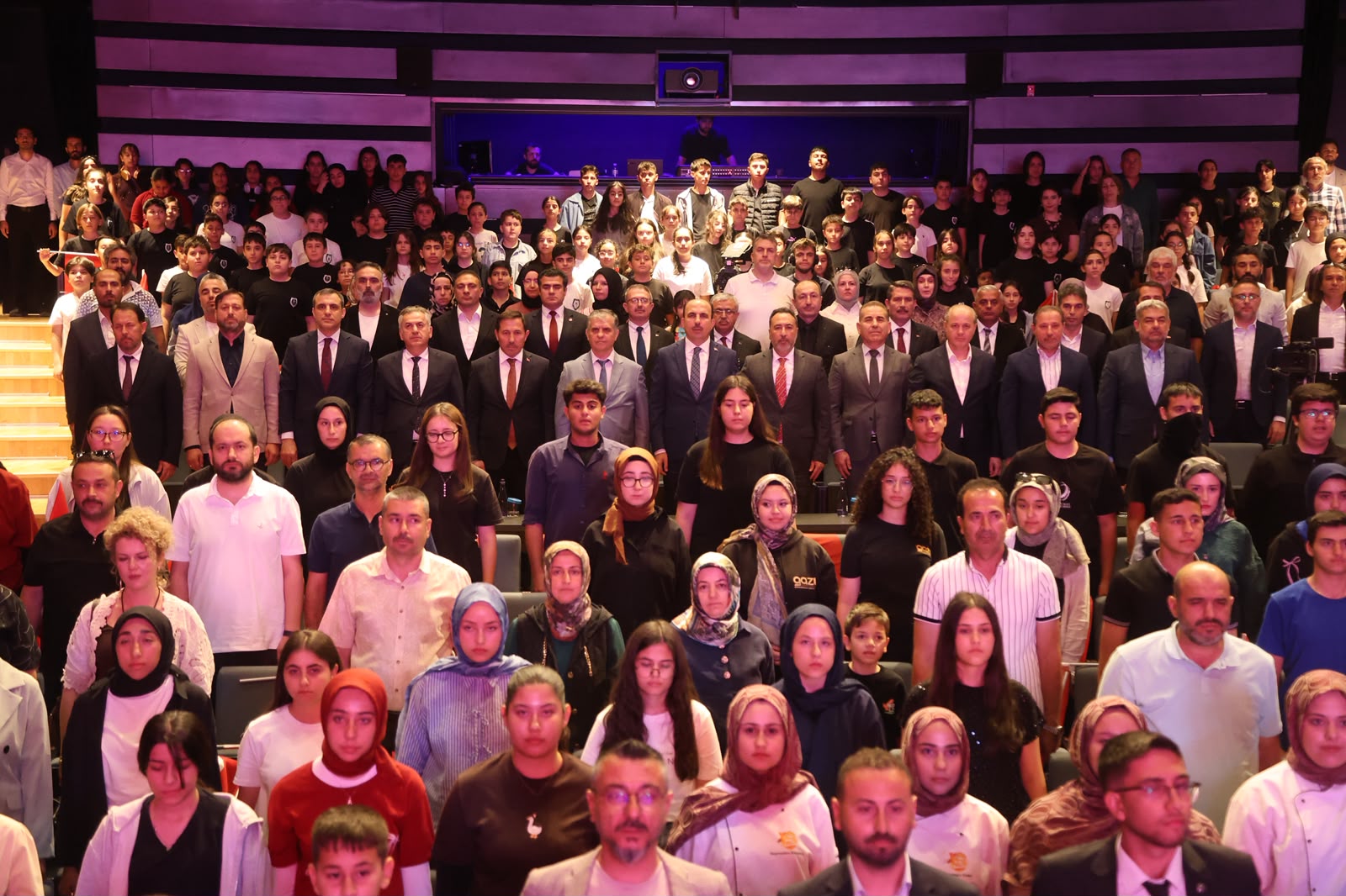 BAŞKAN ALTAY, 31 İLÇEDE “HAYDİ” YARIŞMALARINA KATILAN TÜM ÖĞRENCİLERİ TEBRİK ETTİ