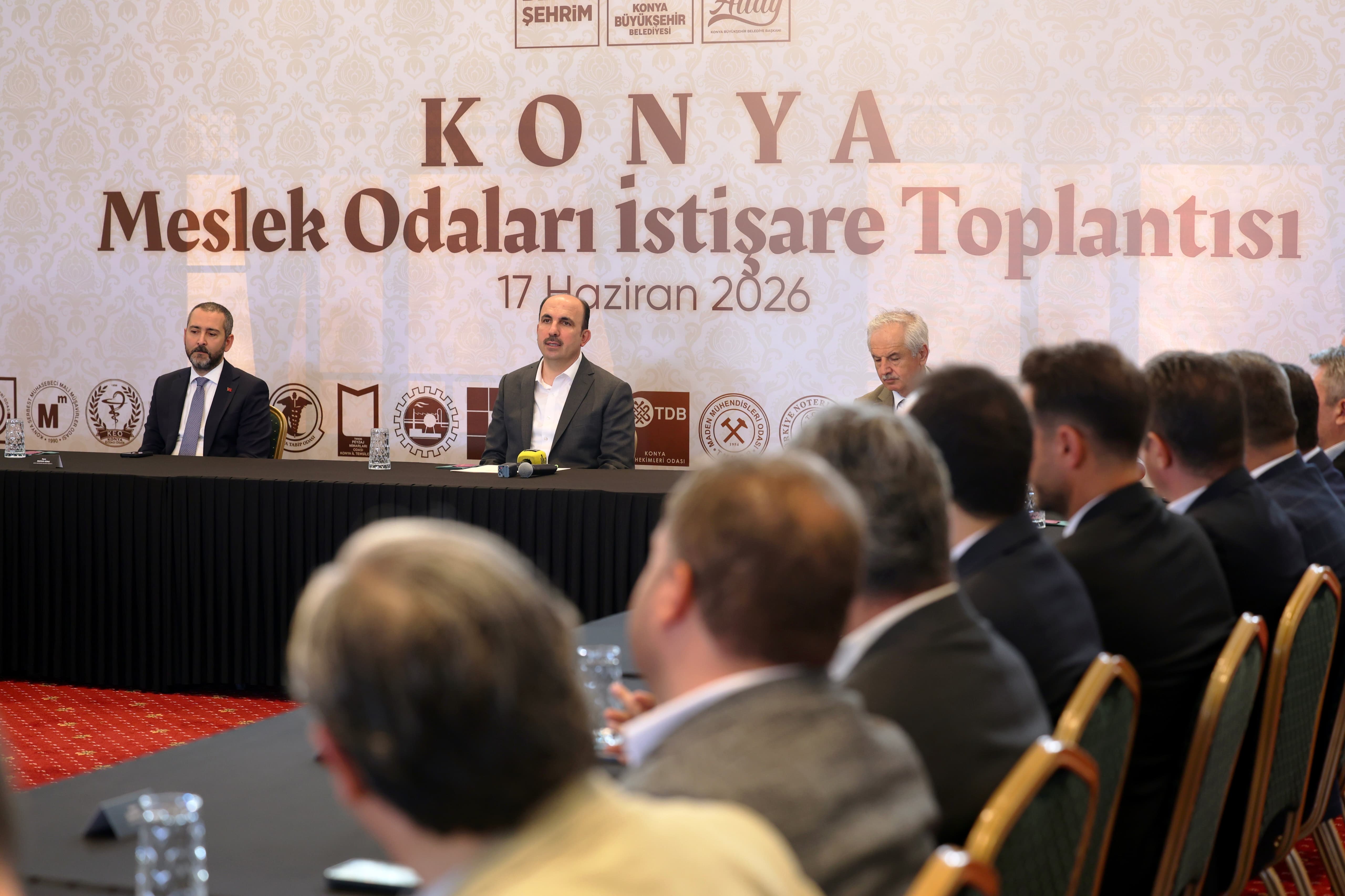 BAŞKAN ALTAY MESLEK ODALARININ BAŞKANLARIYLA İSTİŞARE TOPLANTISINDA BULUŞTU