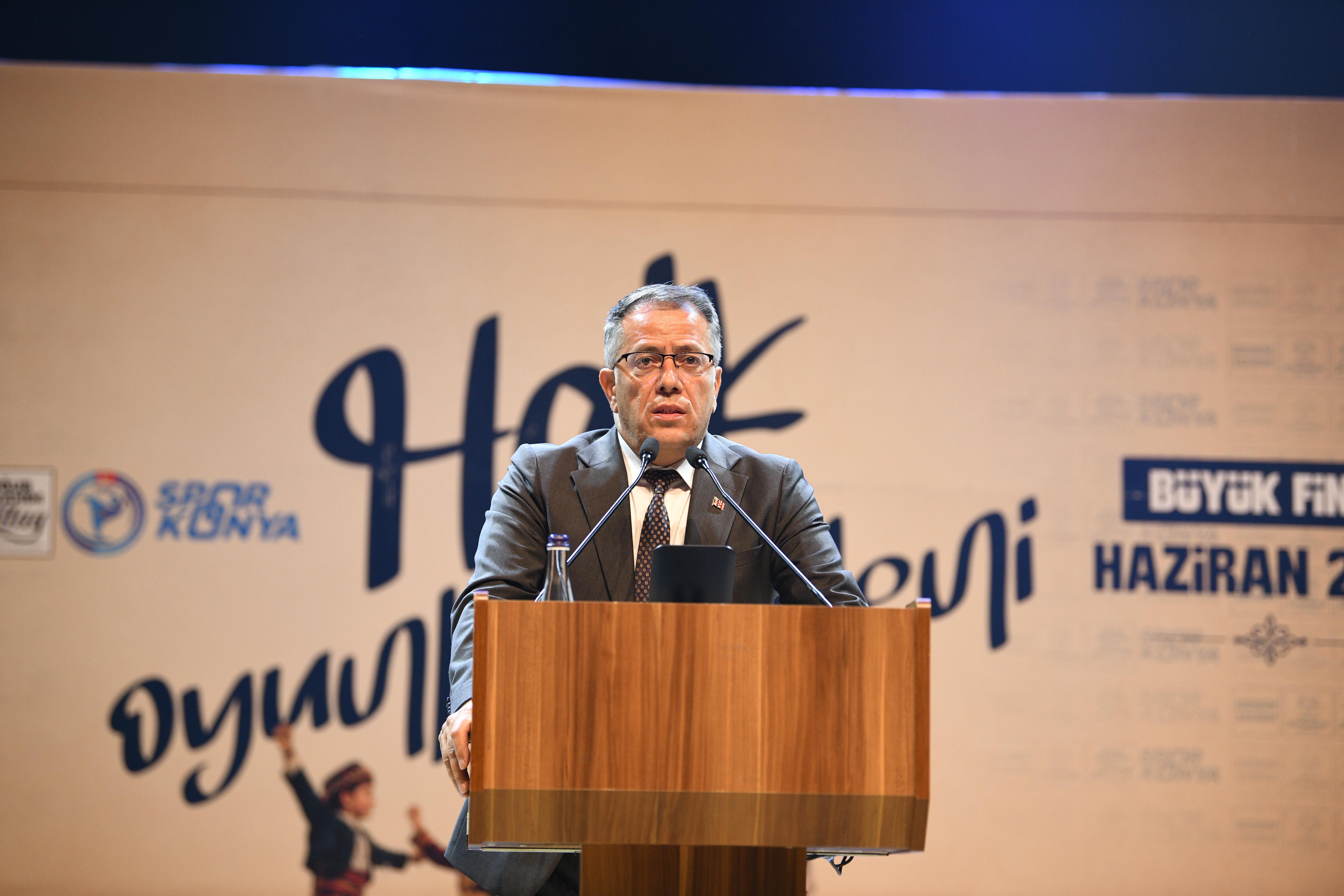 BAŞKAN ALTAY: “5’İNCİSİNİ DÜZENLEDİĞİMİZ HALK OYUNLARI ŞÖLENİ ARTIK ŞEHRİMİZ İÇİN DEVASA BİR KÜLTÜR ŞÖLENİDİR”