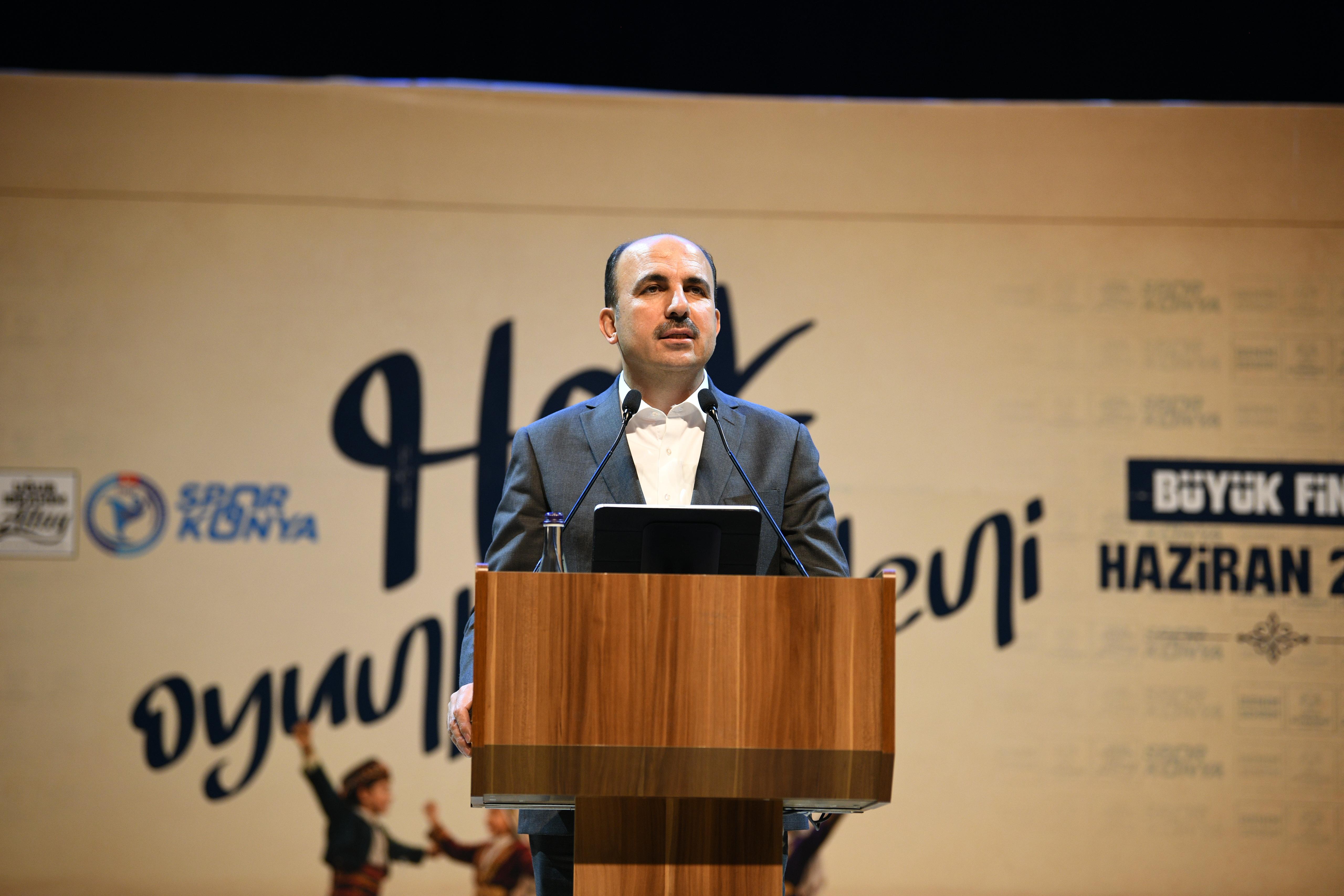 BAŞKAN ALTAY: “5’İNCİSİNİ DÜZENLEDİĞİMİZ HALK OYUNLARI ŞÖLENİ ARTIK ŞEHRİMİZ İÇİN DEVASA BİR KÜLTÜR ŞÖLENİDİR”