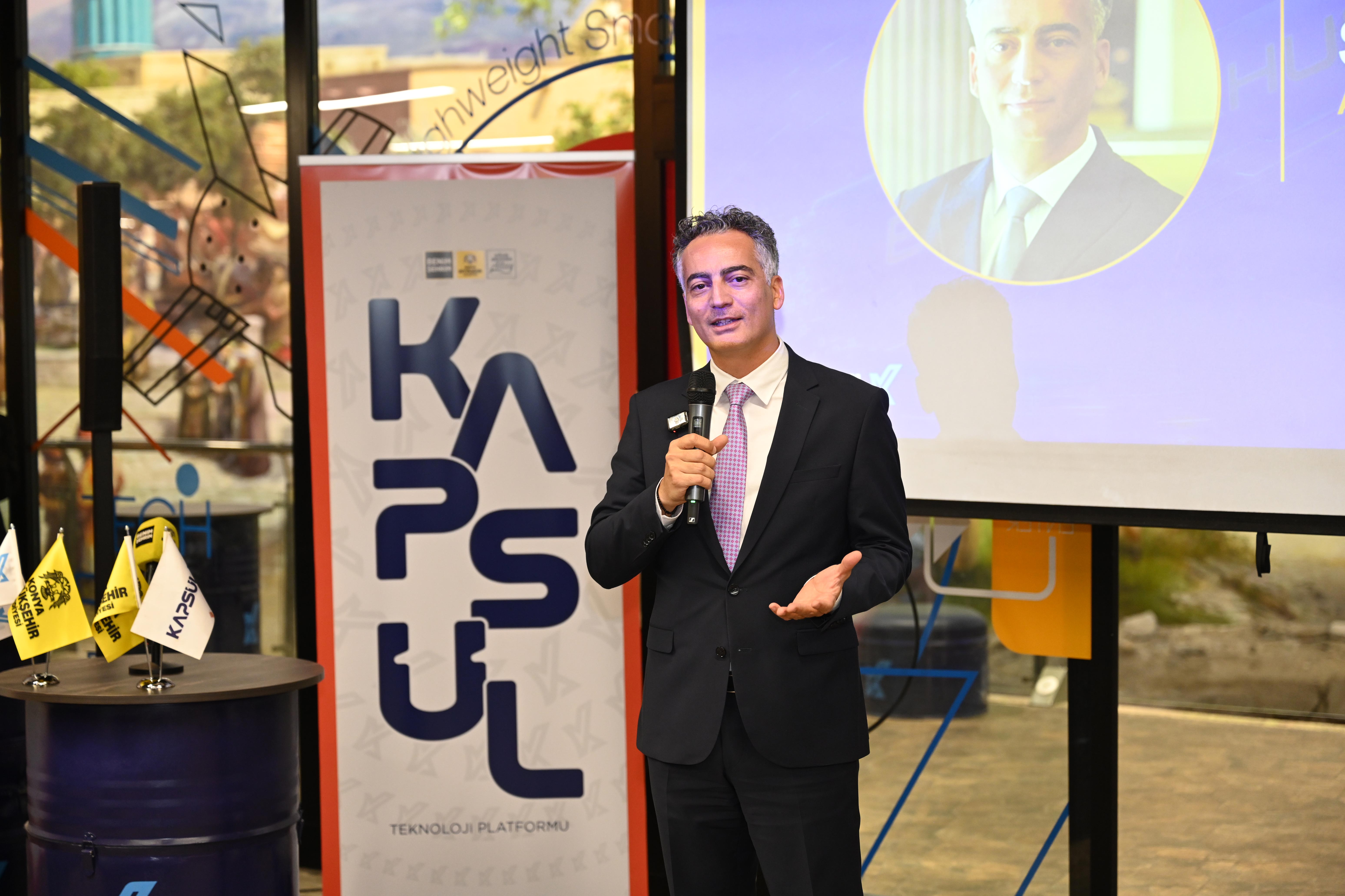 KONYA BÜYÜKŞEHİR-ASELSAN İŞ BİRLİĞİYLE YÜRÜTÜLEN “ENGINEERHUB”TA GELECEĞİN MÜHENDİSLERİ SERTİFİKALARINI ALDI