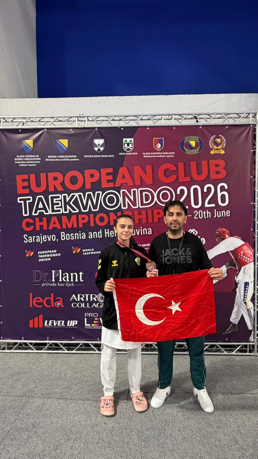 KONYA BÜYÜKŞEHİR BELEDİYESPORLU EMİNE RANA ADIGÜZEL AVRUPA ÜÇÜNCÜSÜ OLDU