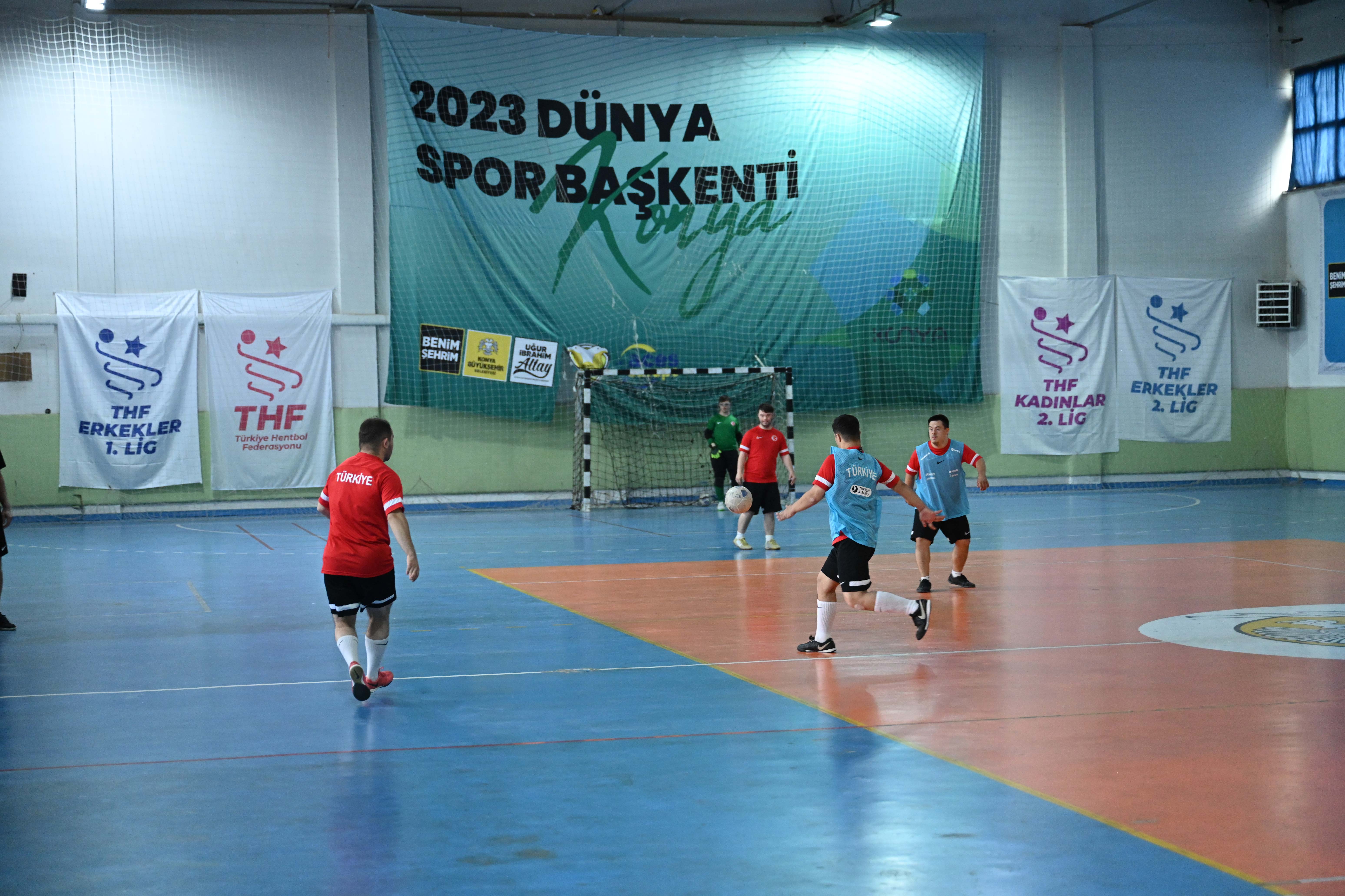 DÜNYA KUPASI’NA HAZIRLANAN ÖZEL SPORCULARIN GÜÇ MERKEZİ YİNE KONYA OLDU
