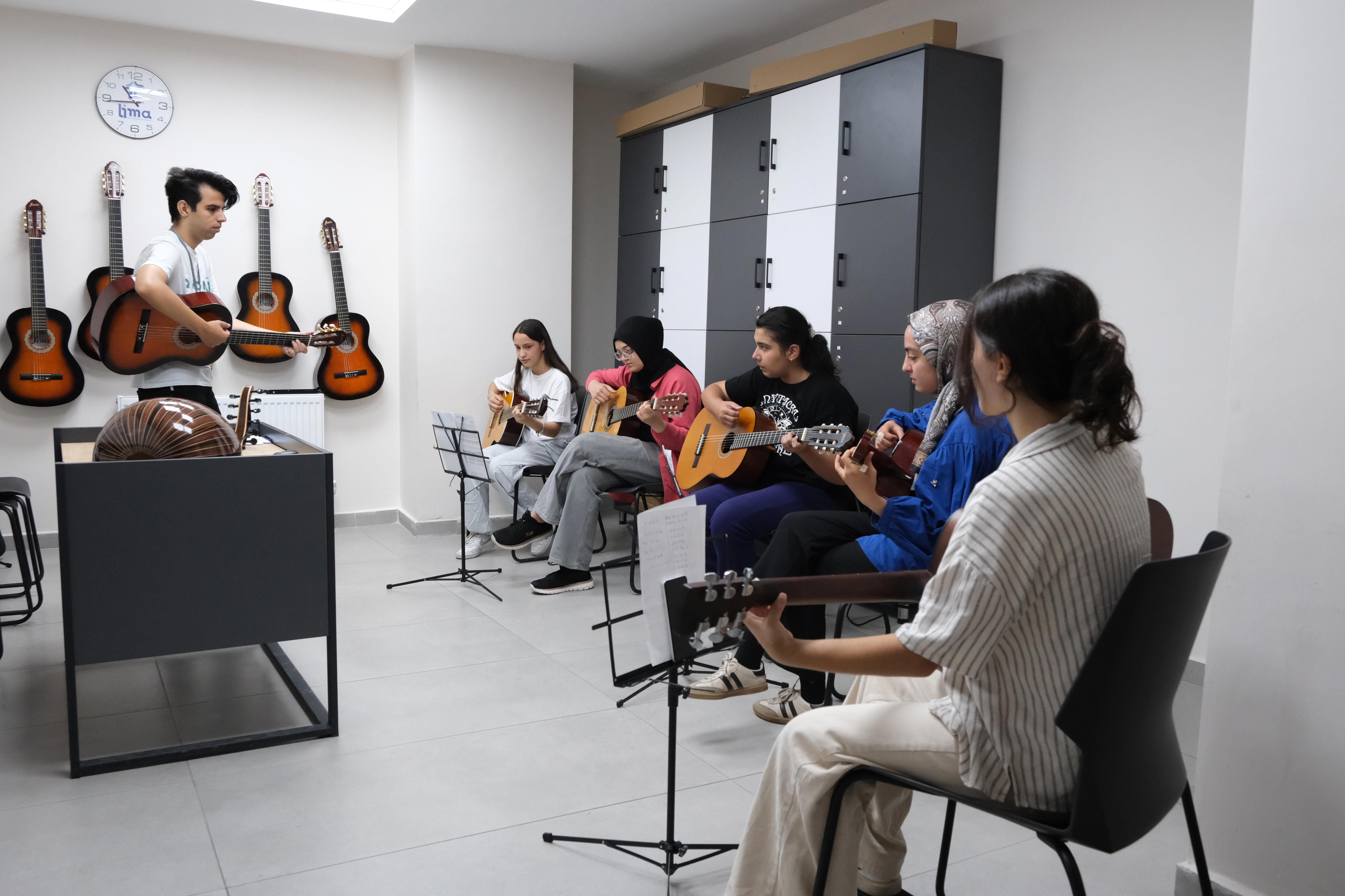 LİSE MEDENİYET AKADEMİLERİ YAZ OKULU KAYITLARI BAŞLADI