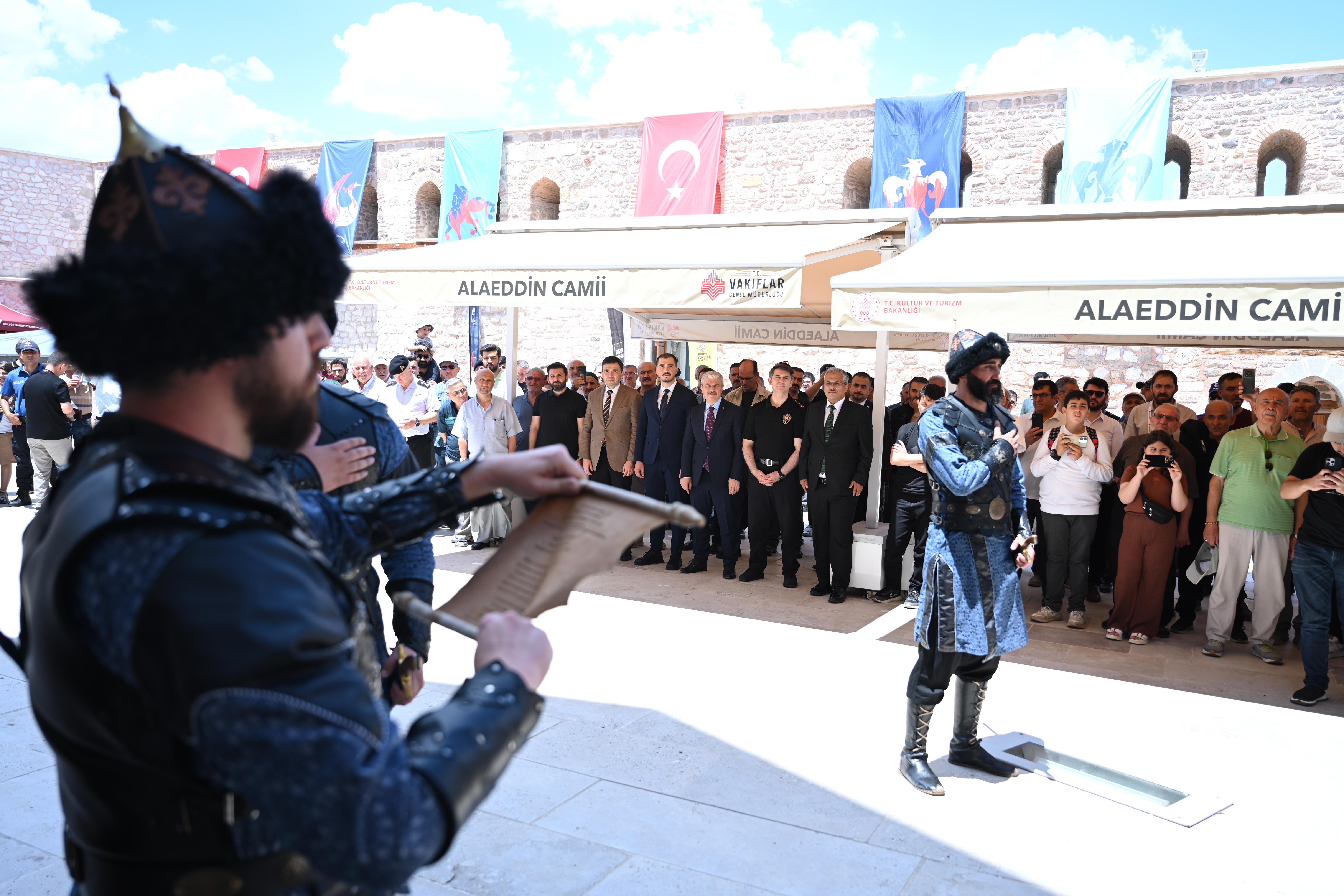 KONYA’NIN DARÜLMÜLK OLUŞUNUN 929. YILINDA SELÇUKLU SULTANLARI ANILDI