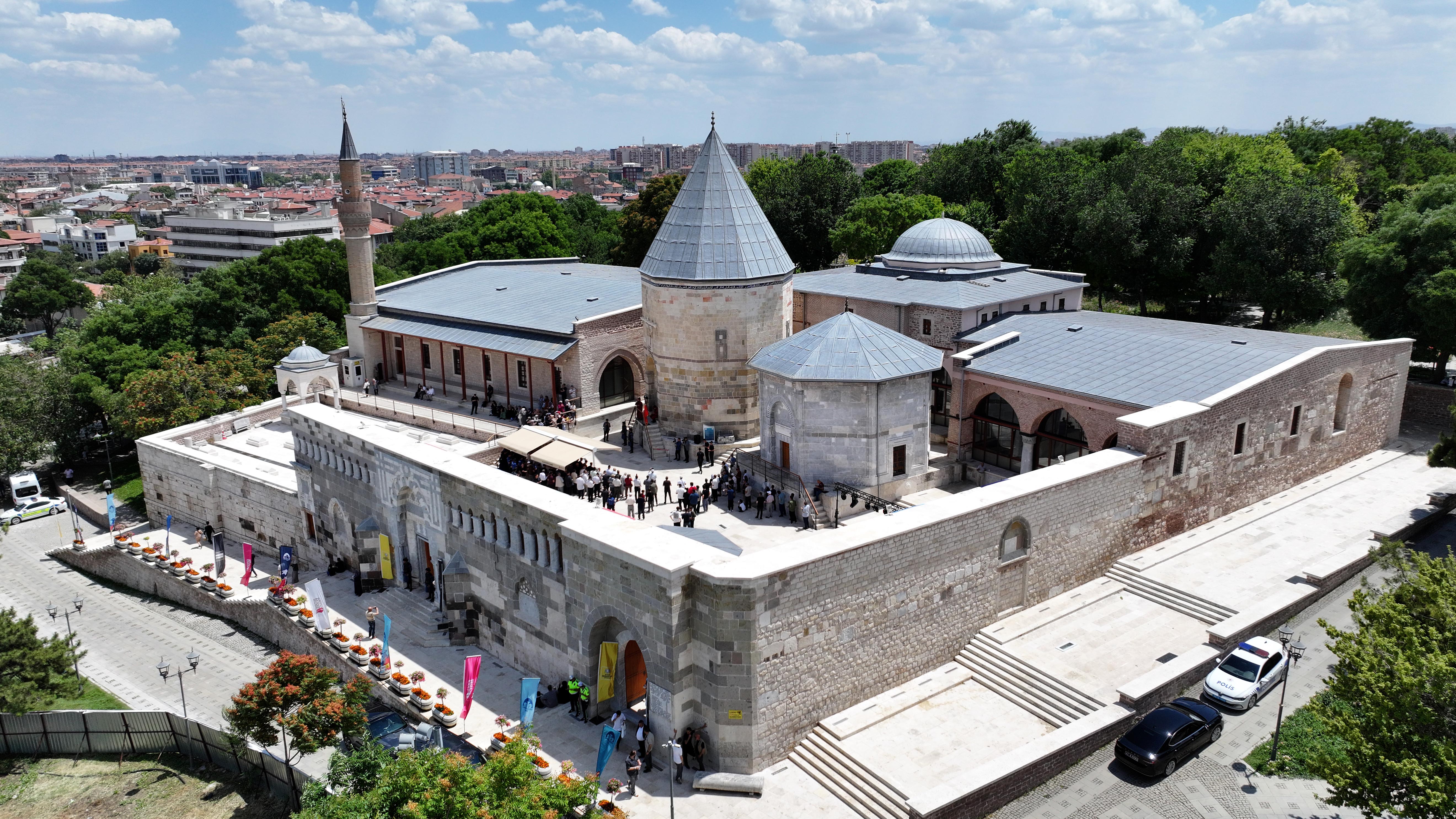 KONYA’NIN DARÜLMÜLK OLUŞUNUN 929. YILINDA SELÇUKLU SULTANLARI ANILDI