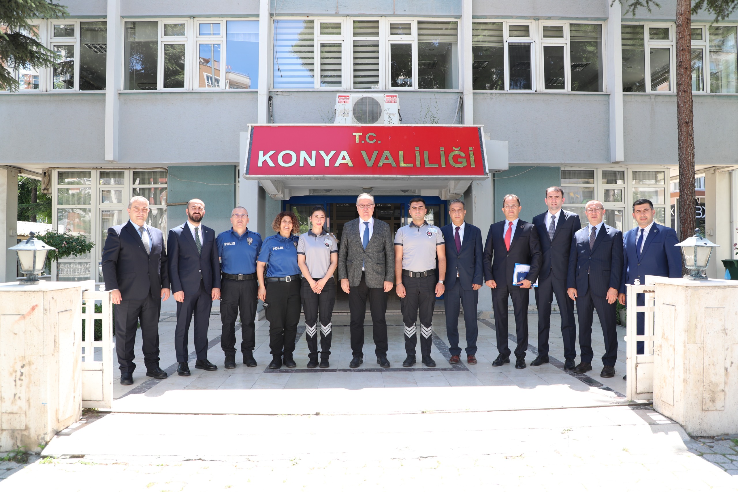 KONYA BÜYÜKŞEHİR VE KOSKİ’NİN GÜVENLİK GÖREVLİLERİNDEN DEVLET PROTOKOLÜNE ZİYARET