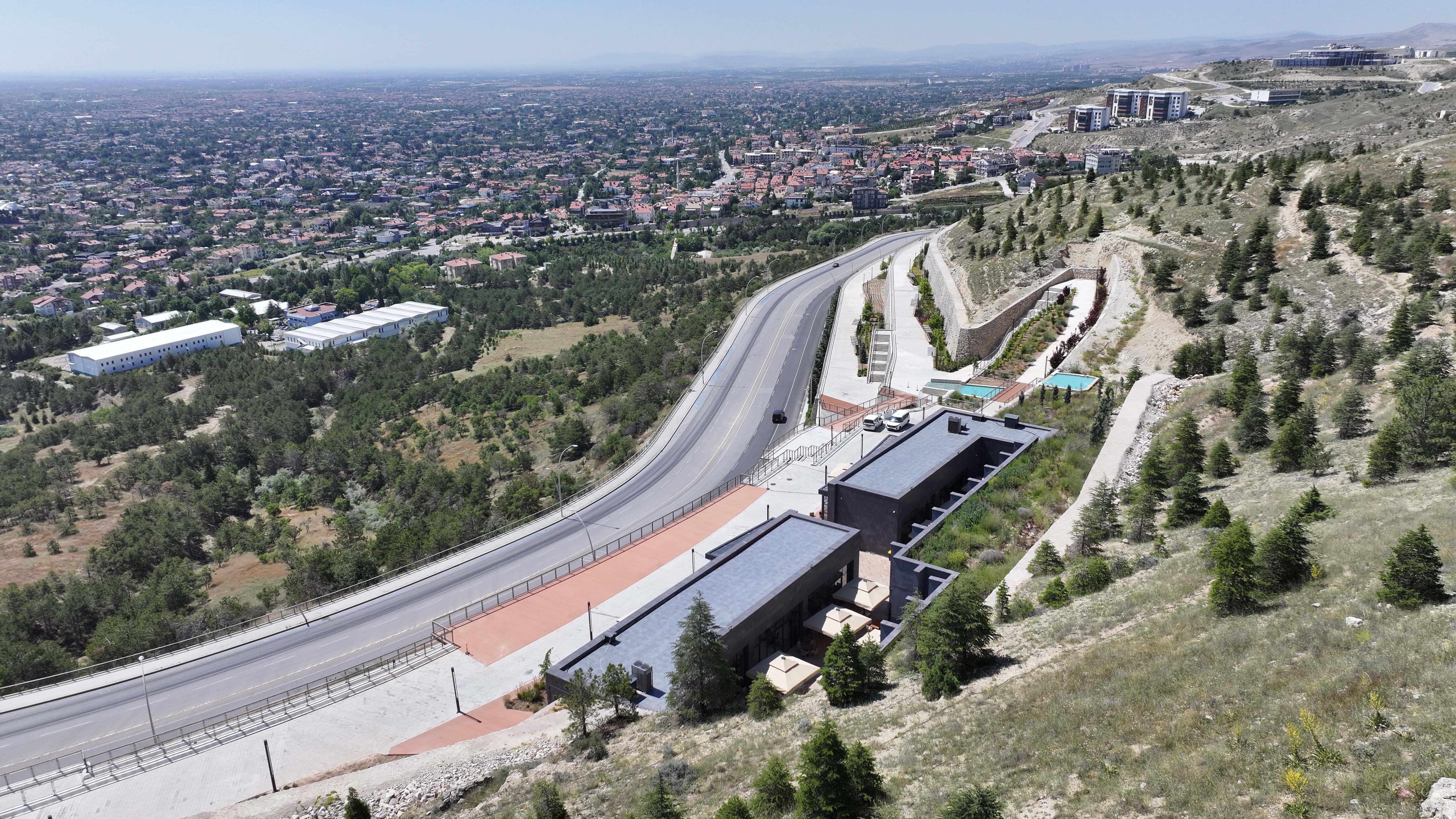 BAŞKAN ALTAY AKYOKUŞ PALYE KAFE’NİN HİZMET VERMEYE BAŞLADIĞINI AÇIKLADI
