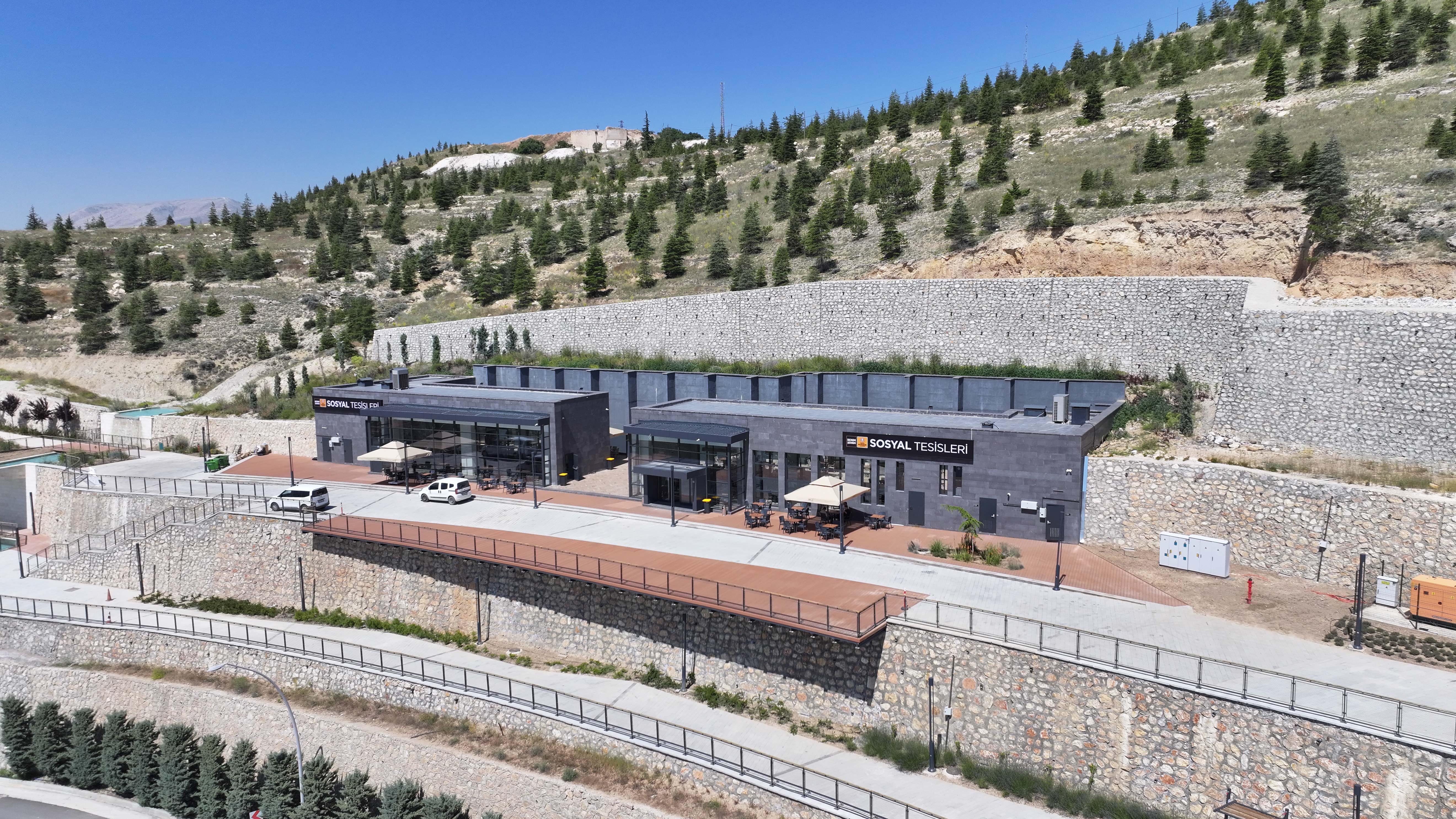 BAŞKAN ALTAY AKYOKUŞ PALYE KAFE’NİN HİZMET VERMEYE BAŞLADIĞINI AÇIKLADI