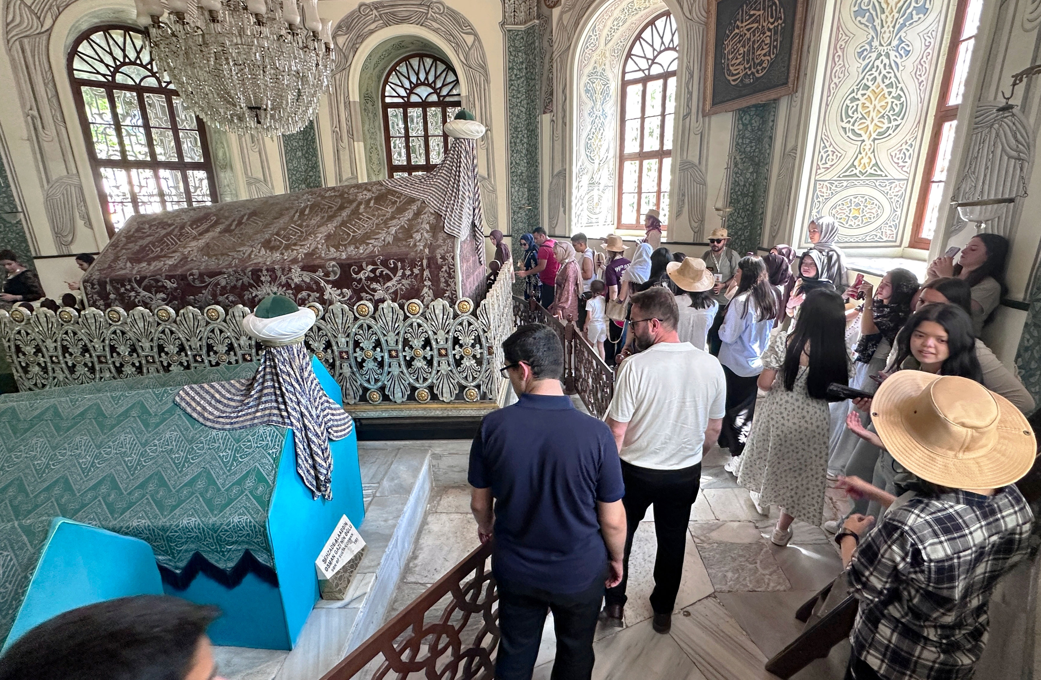 BAŞKAN ALTAY: “GENÇLERİMİZ GENÇ SEYYAH PROJESİYLE İSTANBUL’UN ARDINDAN BURSA’YI DA KEŞFEDİYOR”