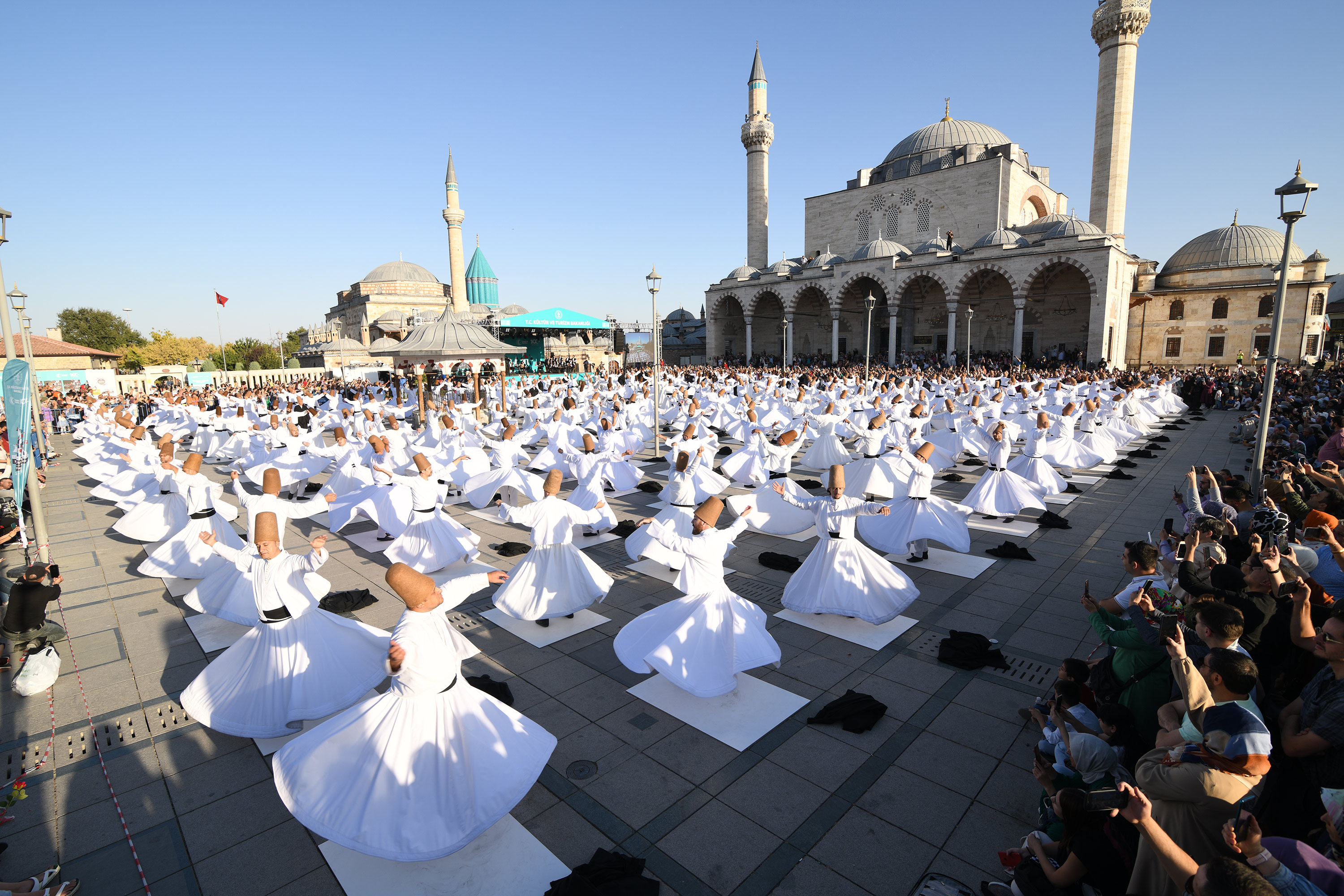 KONYA’DA MİSTİK MÜZİK FESTİVALİ RÜZGARI ESİYOR