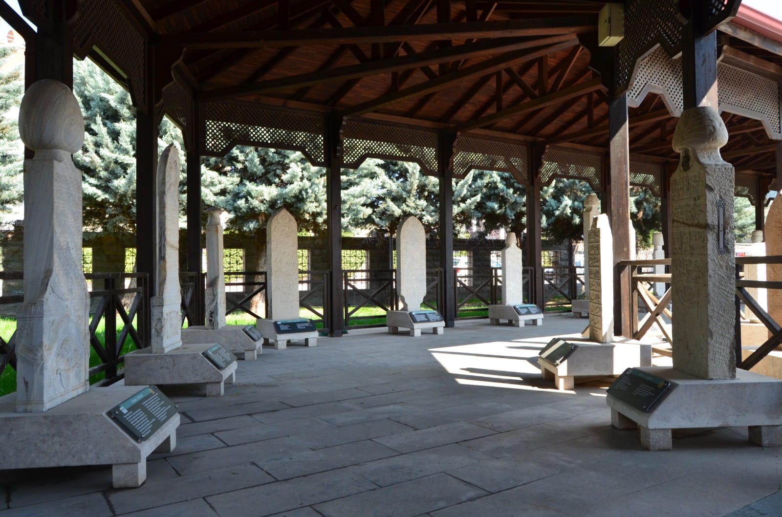 TARİHİ MEZAR TAŞLARI MÜZESİ