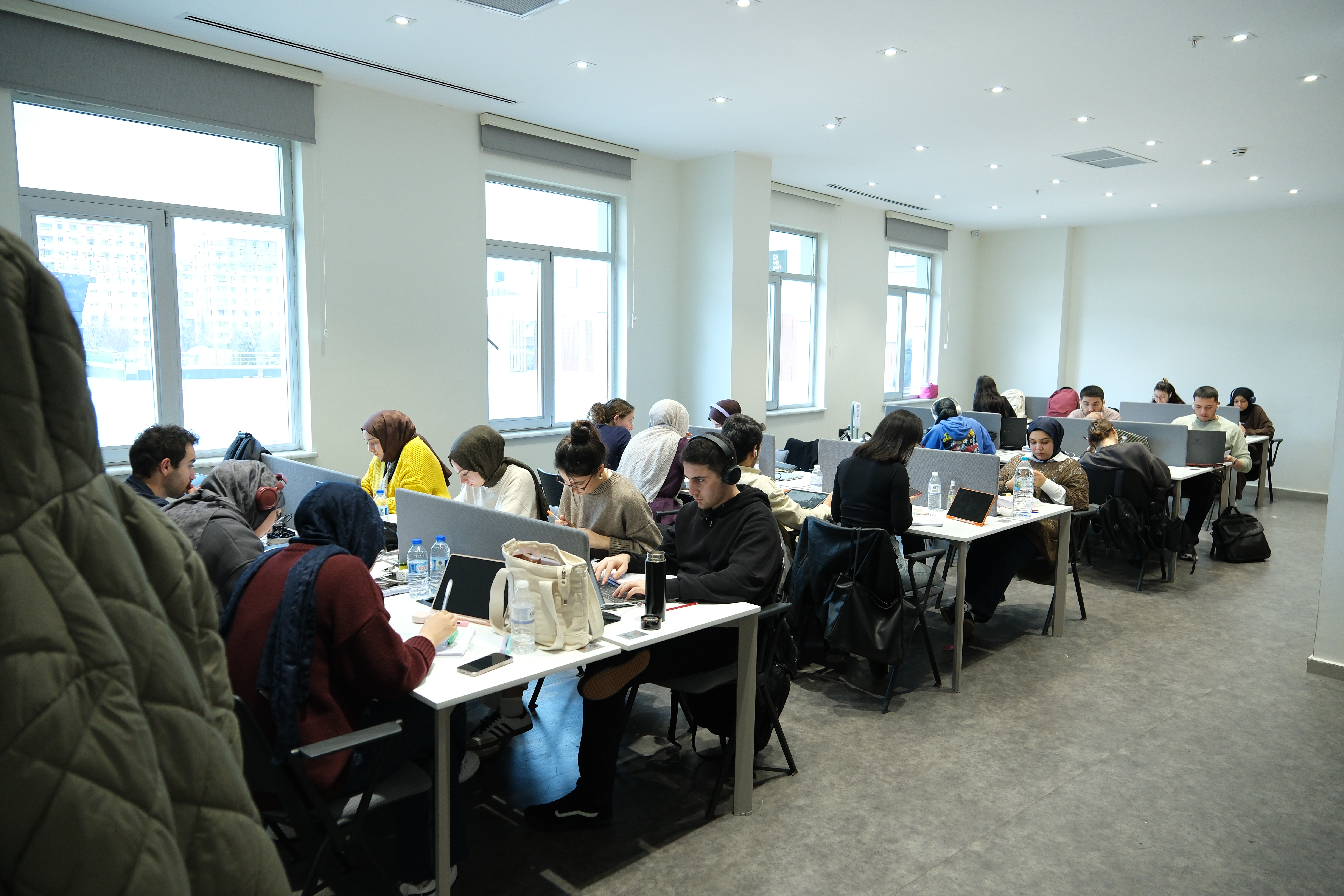 ATMOSFER BOSNA GENÇLİK MERKEZİ