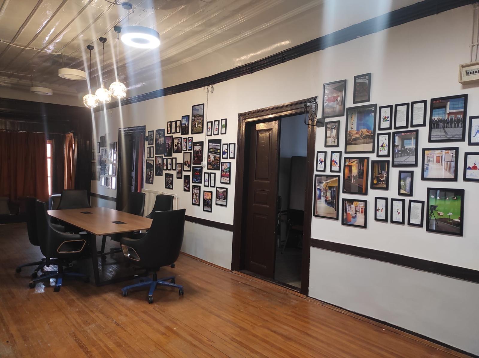 ATMOSFER BOSNA GENÇLİK MERKEZİ