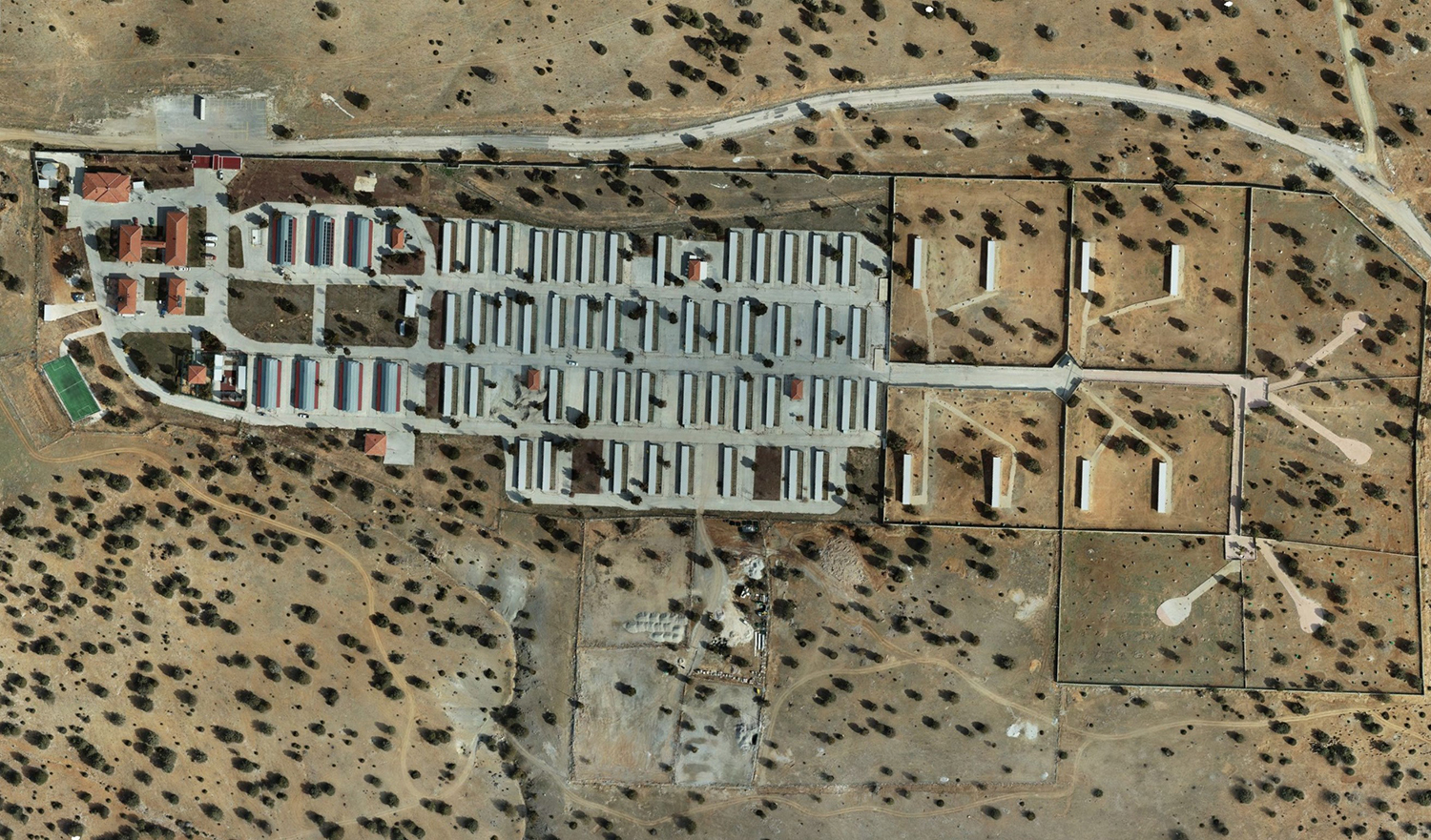 SAHİPSİZ HAYVAN BAKIM EVİ VE REHABİLİTASYON MERKEZİ