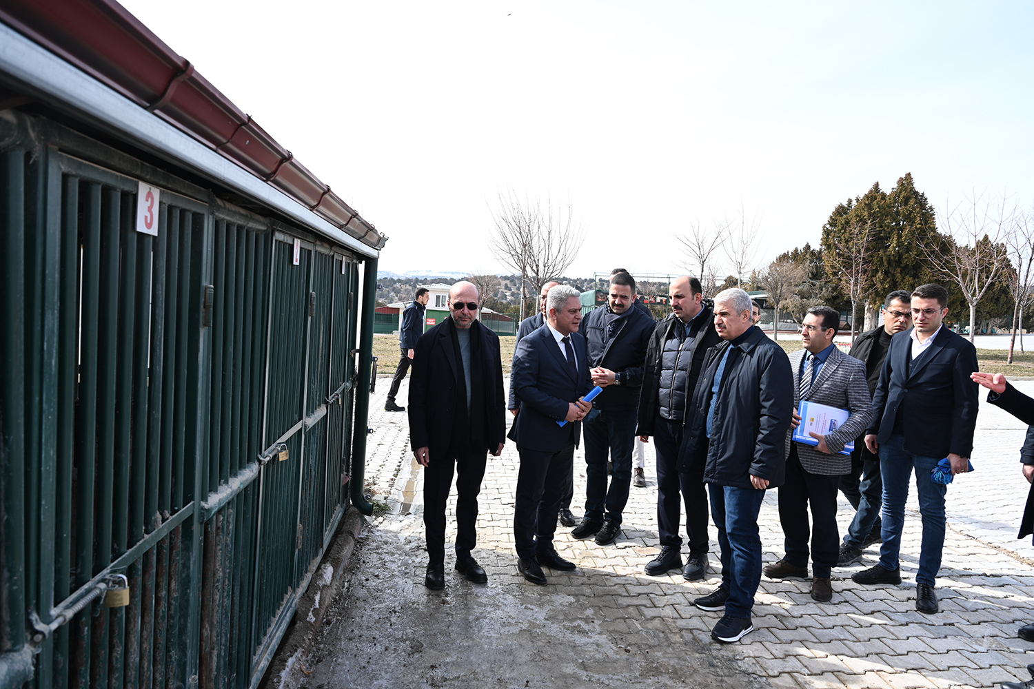 SAHİPSİZ HAYVAN BAKIM EVİ VE REHABİLİTASYON MERKEZİ