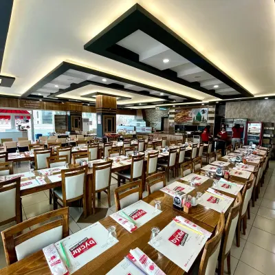 By Çıtır Etliekmek Restaurant