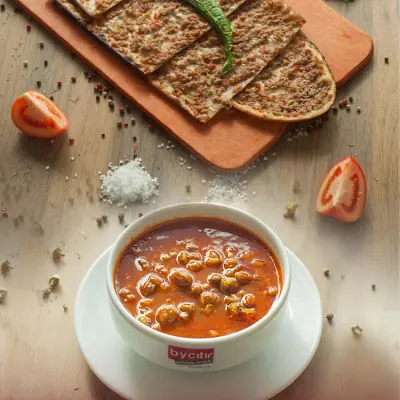 By Çıtır Etliekmek Restaurant