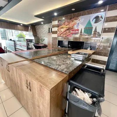By Çıtır Etliekmek Restaurant