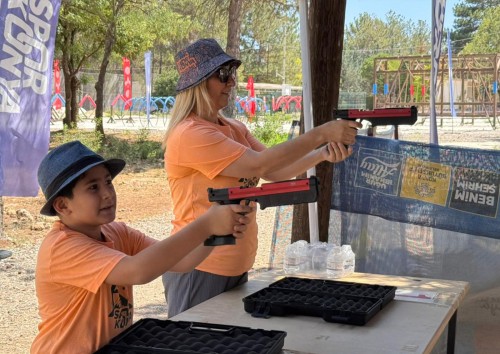 Büyükşehir “Anne-Oğul Kampı”yla ailelere doğa keyfi yaşattı