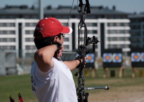 TÜRKİYE’NİN DÖRT BİR YANINDAN GELEN OKÇULAR KONYA'DA YARIŞTI